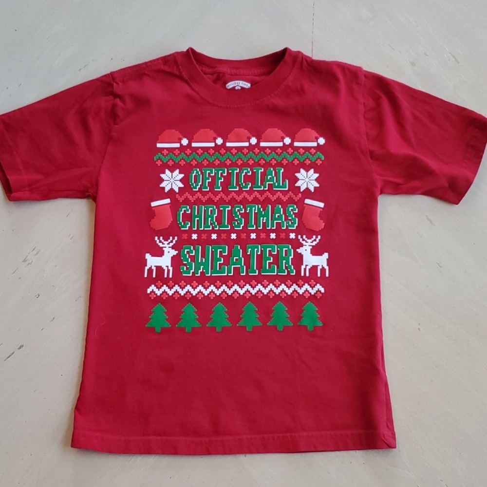 🌺 3 for $10 Holiday Time Tee